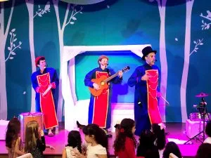 Colônia de Férias anima crianças no Londrina Norte
