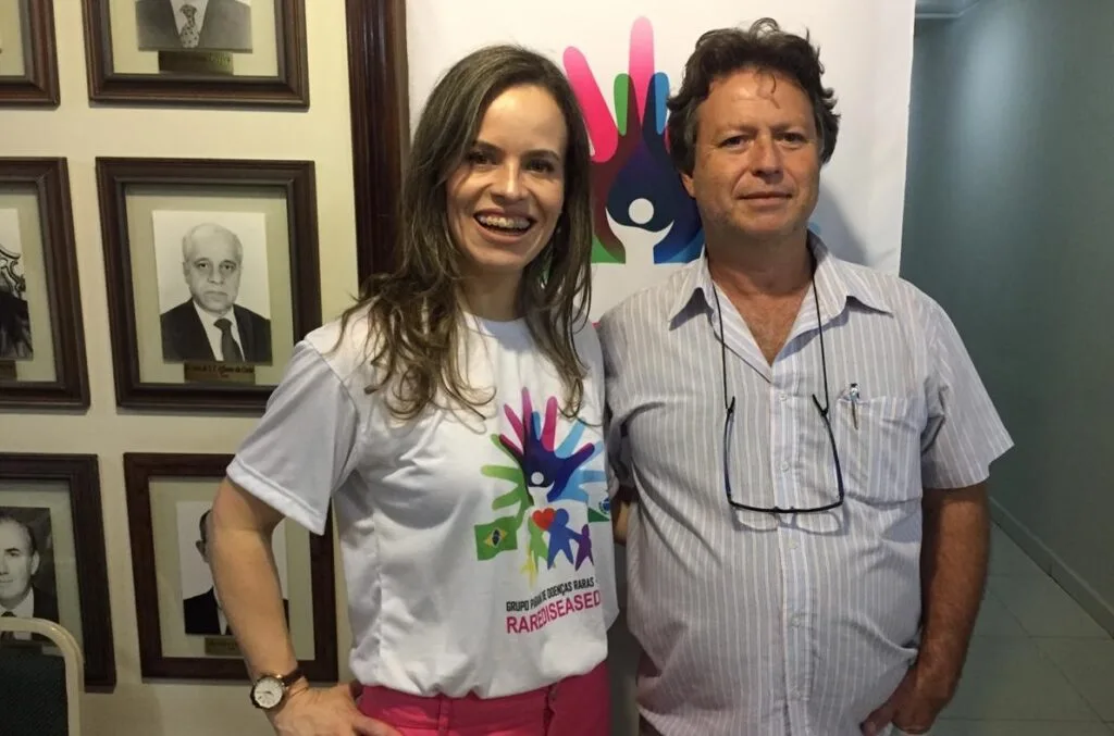 Classe médica prestigia exposição que retrata pessoas com a Síndrome de Williams