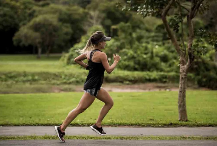 Corrida Noturna será uma das atrações da Curitiba Fitness Fair no Expo Barigui