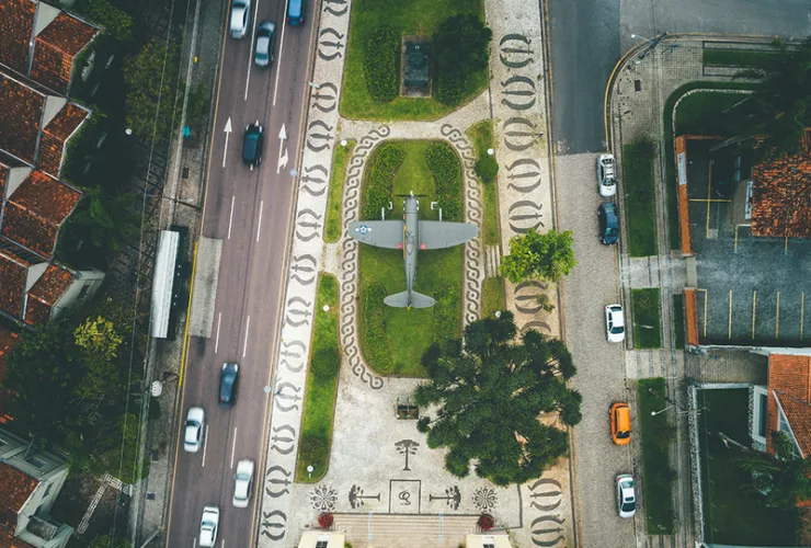 Últimos dias para ver Curitiba "Do Chão pra Cima"