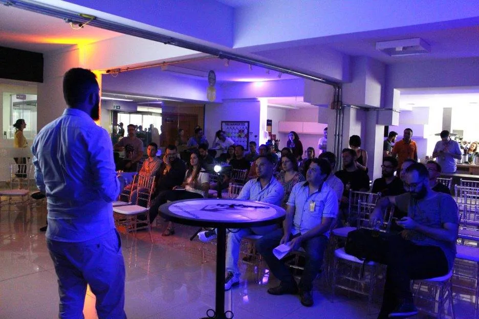 Evento gratuito capacitará profissionais de Maringá e região sobre e-commerce e marketplaces