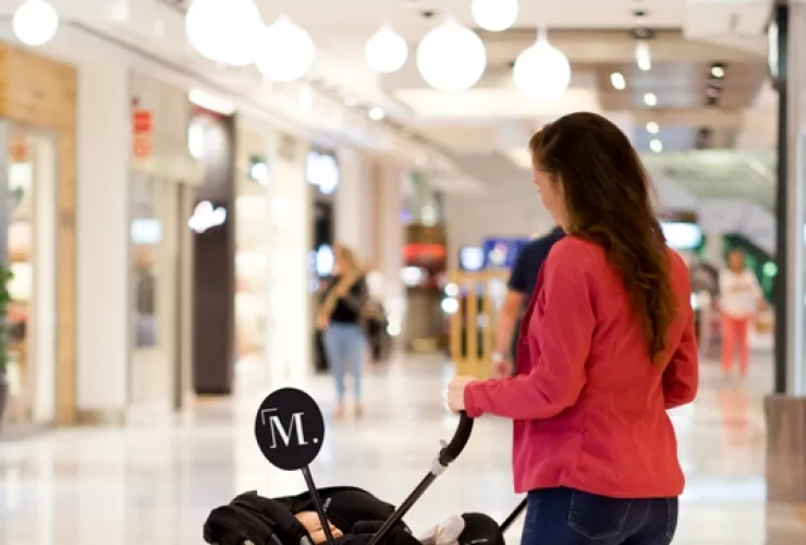 Shopping Mueller renova carrinhos para bebês