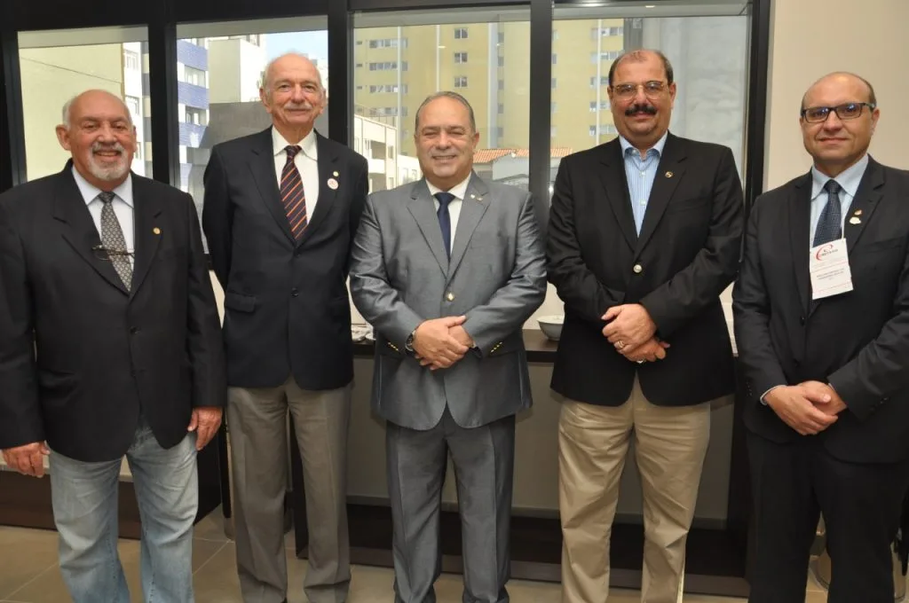 CREF9/PR recebe presidente do Conselho Nacional de Educação para falar sobre diretrizes curriculares