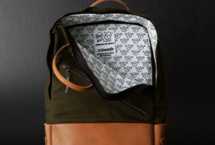 André Gola inaugura linha de mochilas assinadas por artistas da marca brasileira Beatnik & Sons