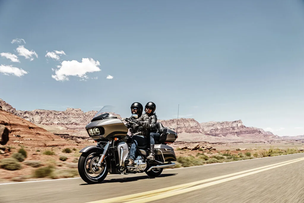 Harley-Davidson do Brasil sugere "Rotas Românticas" para o mês dos namorados