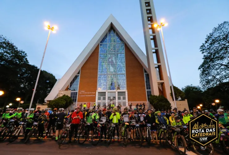 Ciclistas se preparam para percurso de 120 km no Norte do Paraná neste sábado (15)