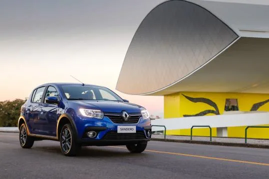 Novos Sandero, Logan e Stepway da linha 2020 chegam com design renovado
