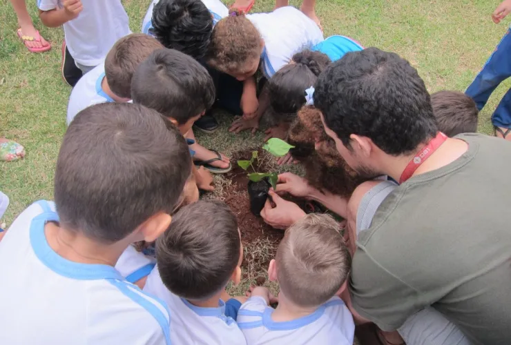 Grupo DB1 organiza ação ecológica junto a CMEI de Maringá