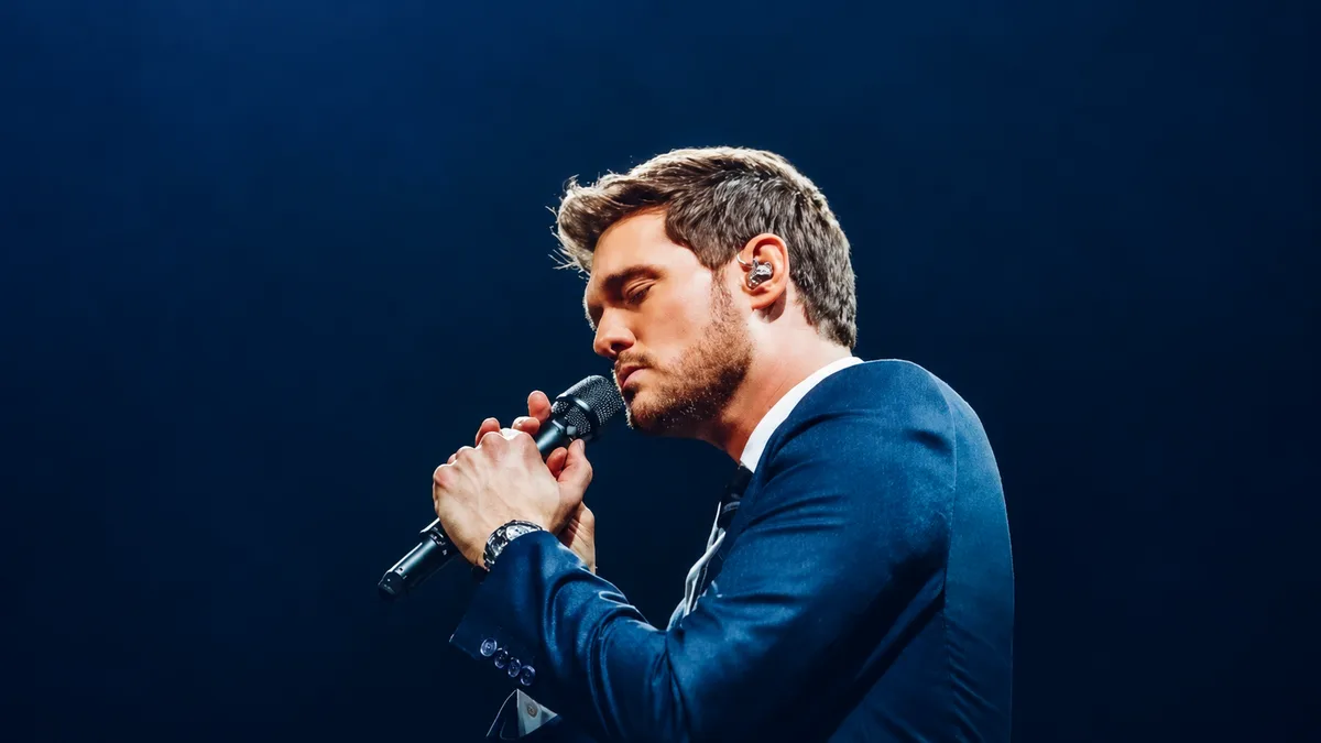 Michael Bublé anuncia show em Curitiba