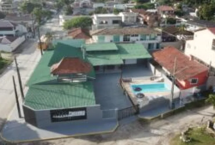 Hospedaria reinaugura em Guaratuba após reforma