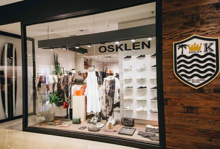 Osklen Curitiba promove bazar de até 70% de desconto