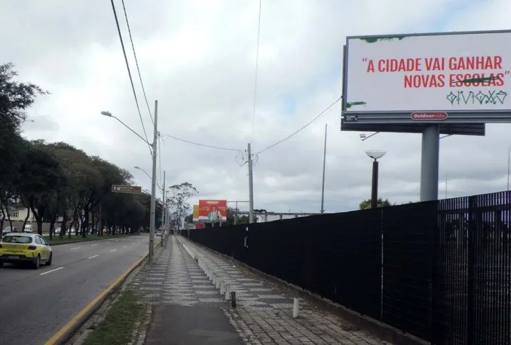 Campanha em Curitiba mostra como pichação coloca negócios e pessoas em risco