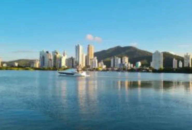 Turismo/ Lazer Dicas para aproveitar o feriado prolongado de Curitiba