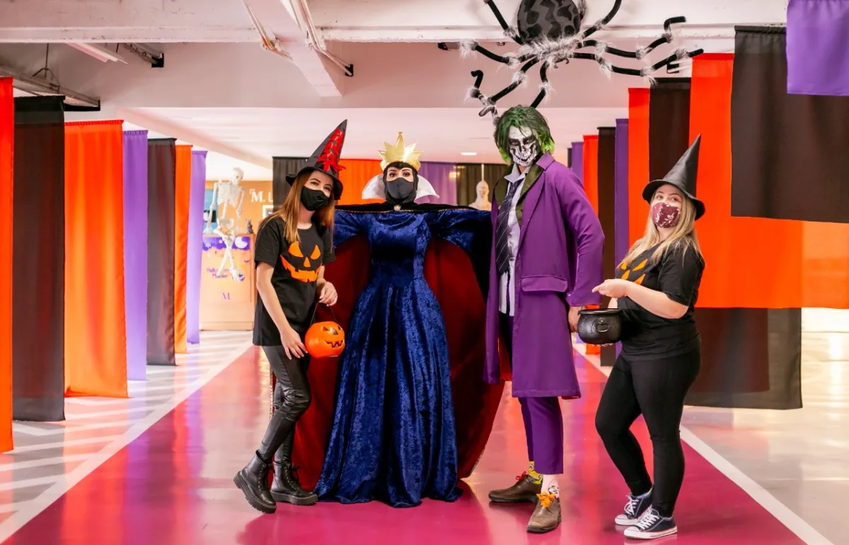 Bruxas, vampiros e guloseimas na sexta edição do Halloween Mueller