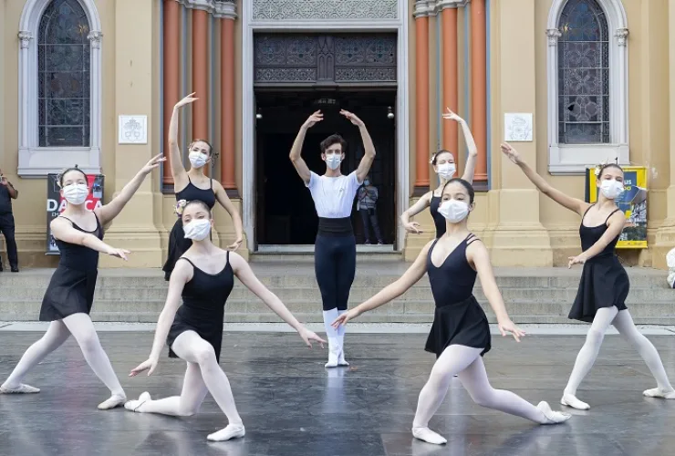 Teatro Guaíra encerra 2021 com atrações para todos os públicos