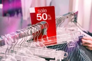Mês da liquidação: especialista em marketing e negócios dá dicas para preparar seu estabelecimento e vender mais