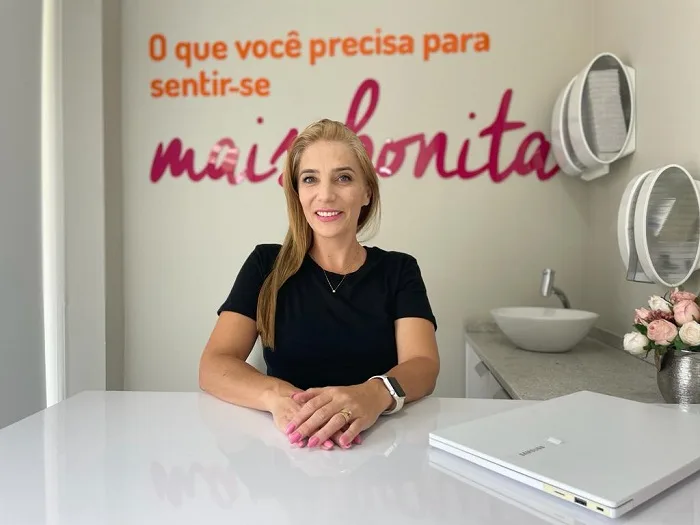 Rede de franquia AD Clinic inaugura unidade em Curitiba