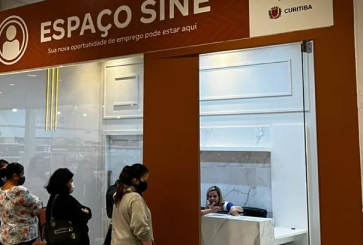 Vagas de emprego: posto do SINE no Shopping Estação abre atendimento para o público em geral