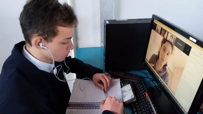 Estudante de 16 anos é o único ouro do Paraná na Olimpíada Brasileira de Biologia
