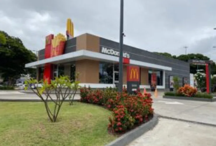 McDonald’s de Maringá recebe selo de sustentabilidade da Prefeitura
