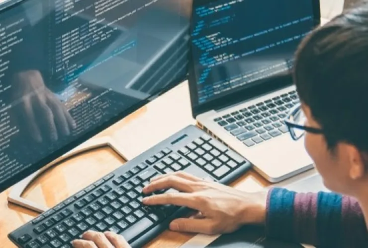 Setor da Tecnologia da Informação cresce no Brasil e demanda especialização
