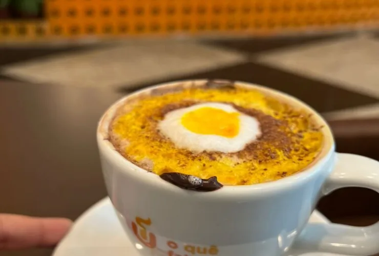 7 bebidas quentes para se aquecer no frio curitibano
