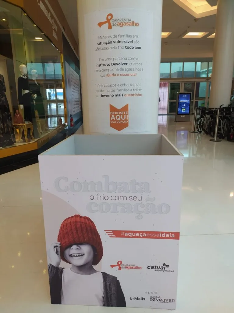 Campanha de inverno: shopping arrecada cobertores e agasalhos para doação
