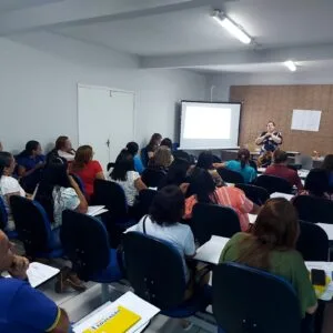 Projeto de educação inclusiva oferece mentorias e capacitações para gestores e educadores