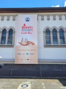 Primeira edição da Bienal Internacional Ibero-Americana de Arte em Vidro conta com a participação de renomada artista curitibana