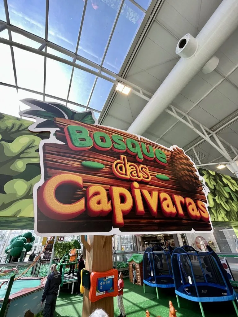 Bosque das Capivaras - atração infantil inédita no país acaba de ser inaugurada em Curitiba