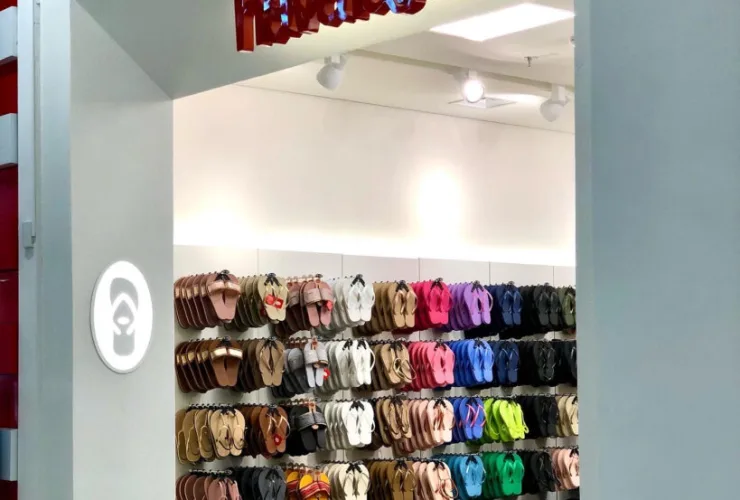 Havaianas inaugura loja no Shopping Curitiba