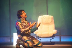 Sesi Cultura Paraná traz “O Astronauta”, com Eriberto Leão, para Curitiba