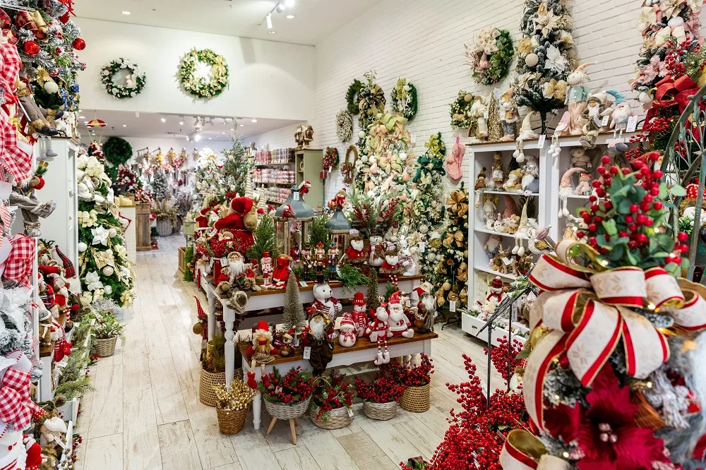 Loja de decoração natalina abre as portas no Catuaí Londrina