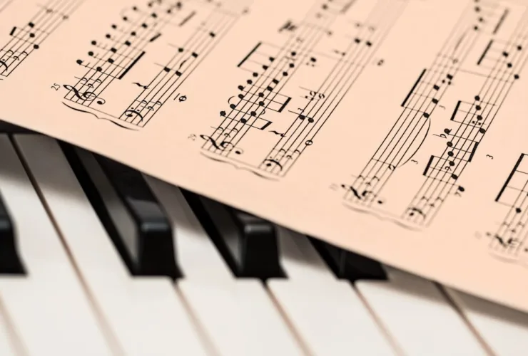 Pianistas se apresentam às sextas, sábados e domingos no Shopping Curitiba