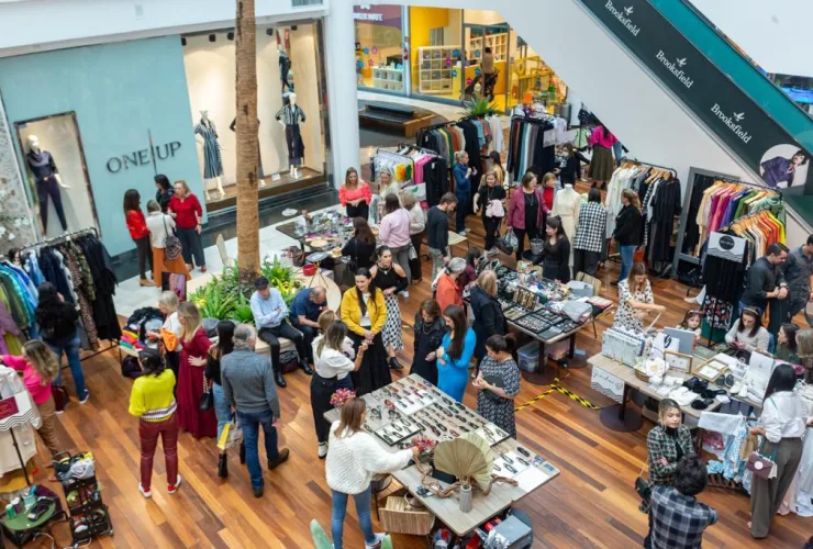 Decoração de Natal e edição especial do evento 2GETSALE movimentam Shopping Crystal no próximo final de semana