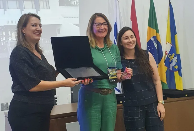 Projeto do curso de Administração da Uninter voltado para o Desenvolvimento Sustentável recebe prêmio nacional