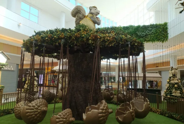 Natal Mágico dos Esquilos é o tema da decoração do Catuaí Maringá
