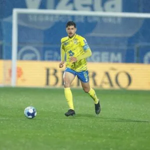 João Basso ex-jogador do Paraná Clube, vem se destacando em Campeonato Português pelo Arouca FC