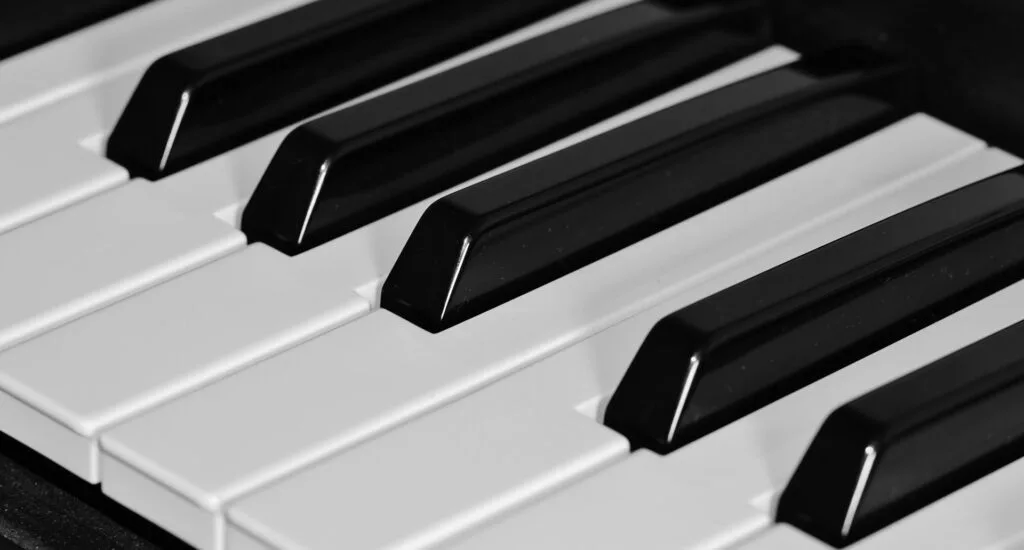 Clássicos de Natal serão apresentados por pianistas em dezembro no Shopping Curitiba