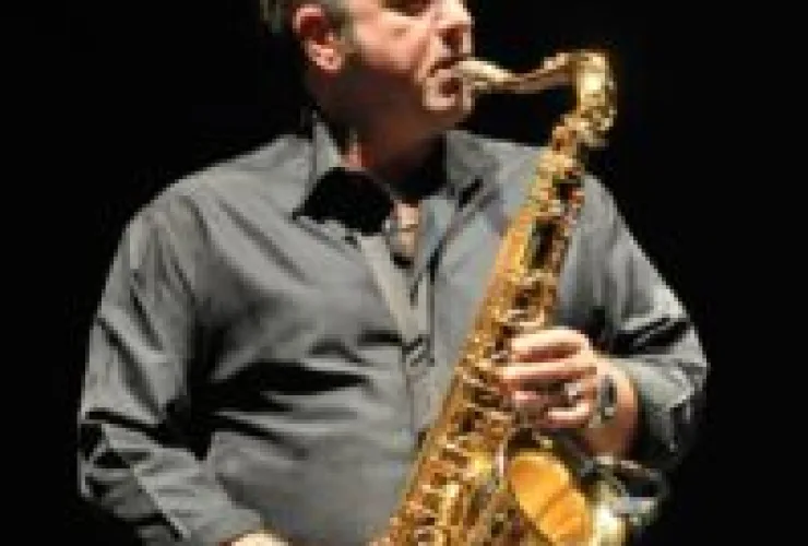 Boulevard Shopping vai sediar show gratuito do saxofonista Derico hoje, às 19h30