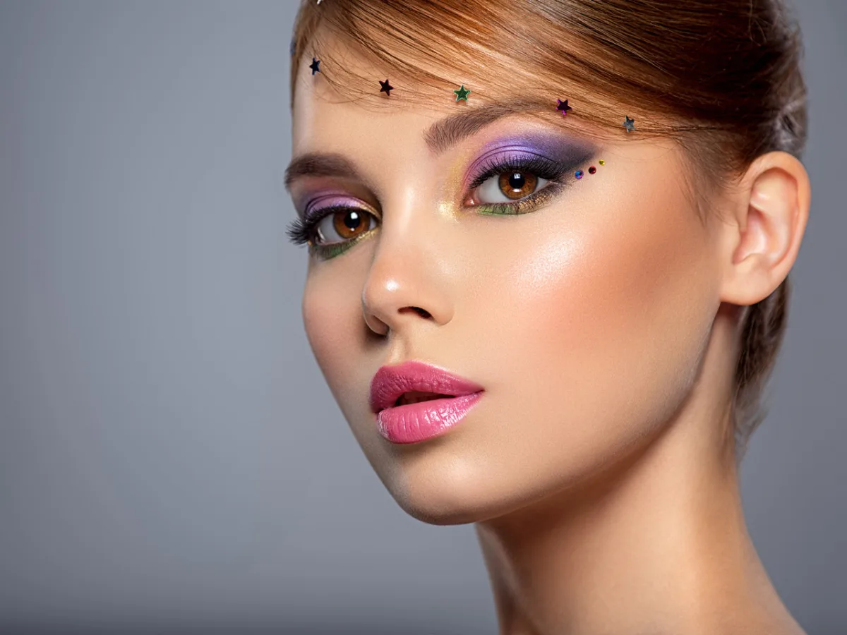 Dicas de como manter a maquiagem sempre bonita mesmo com as altas temperaturas do verão