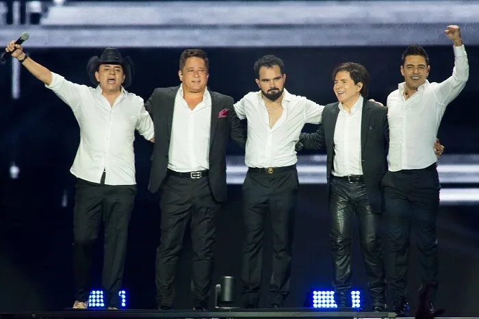Turnê inédita "AMIGOS" anuncia show em Curitiba