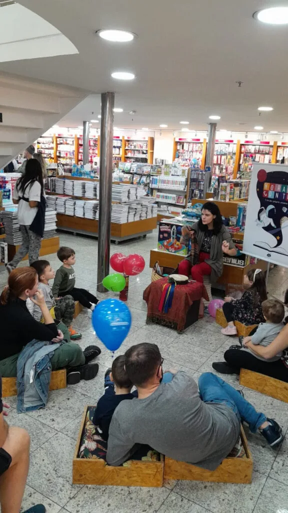 Todos os sábados têm contação de histórias gratuita em Curitiba