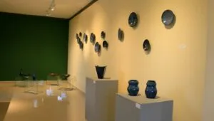 Da Natureza às Mãos: A Arte Revelada pela Cerâmica na Exposição Da Terra ao Fogo