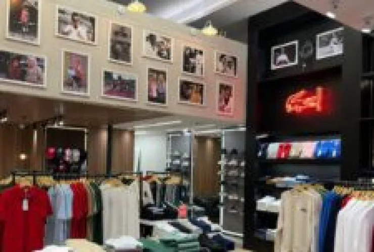 CWB inaugura primeira loja em shopping em Curitiba no Jockey Plaza Shopping