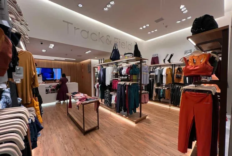 Track &amp; Field inaugura primeira loja do Paraná com o novo layout, em shopping de Curitiba