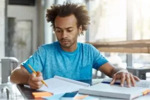 ENEM 2023: em parceria com instituição de ensino superior, o ENEM Action realiza simuladão para a preparação do exame