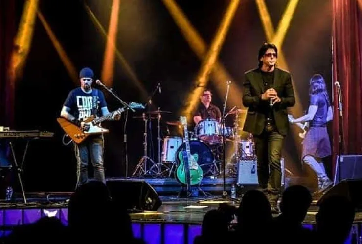Curitiba recebe tributo ao U2 acompanhado de orquestra

