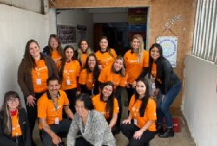 Grupo Risotolândia entrega doação de 540 cestas de alimentos