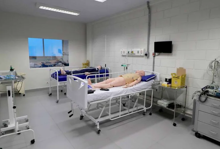 Região Metropolitana de Curitiba ganha seu primeiro curso de Medicina